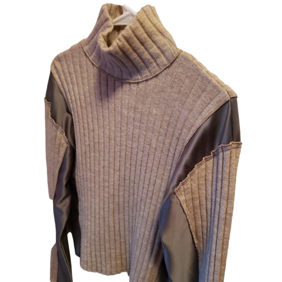 Zara Mixed Sweater Small Beige Olive Green Turtleneck Wool Blend - Picture 4 of 7